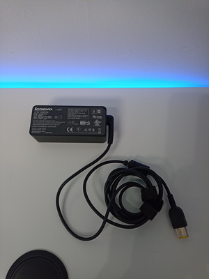 Cargador lenovo 45W Punta Cuadrada