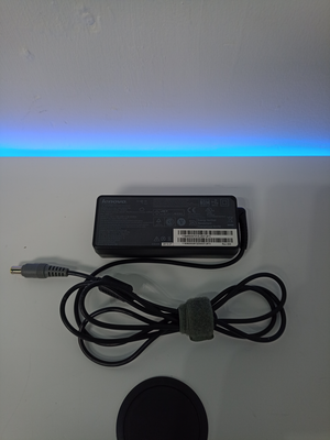Cargador lenovo 90W Punta Redonda