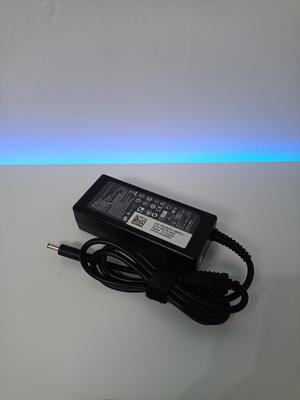 Cargador DELL 65W Punta Delgada