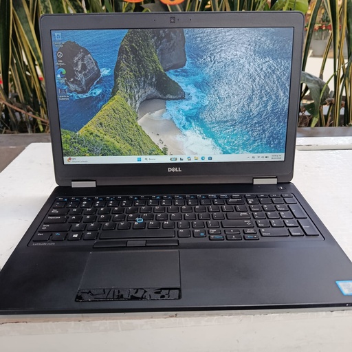 Dell Latitude E5570