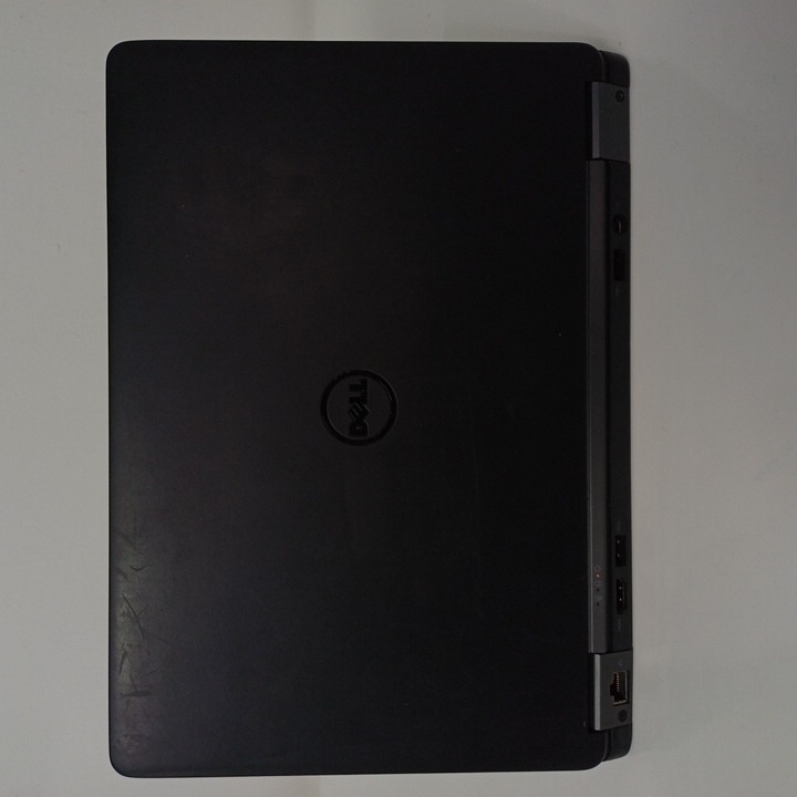 Dell latitude E7250 - i5 5ta - 8GB RAM - 256GB SSD m-SATA