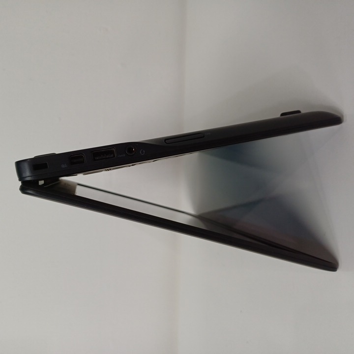 Dell latitude E7250 - i5 5ta - 8GB RAM - 256GB SSD m-SATA
