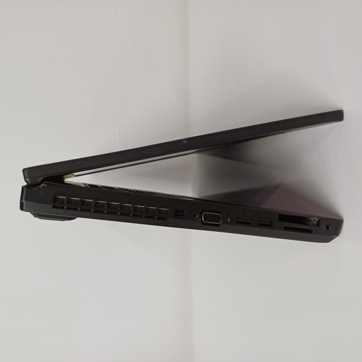 Lenovo T540p - i5 4ta gen - 4gb ram - 500gb HDD