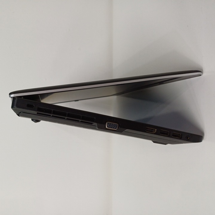 Lenovo E531 - i3 3ra gen - 4GB RAM - 500gb HDD