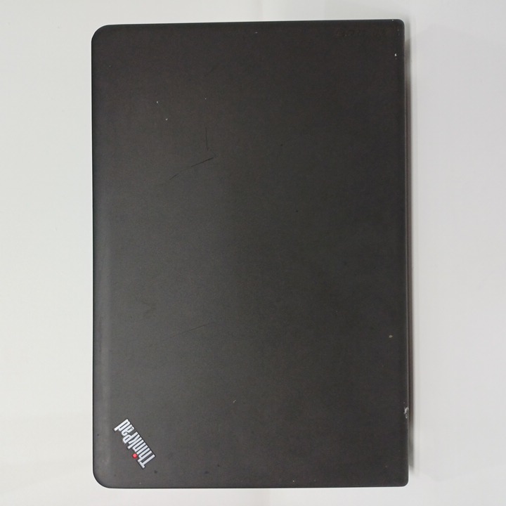 Lenovo E560 - i3 6ta gen - 8GB RAM - 500GB HDD