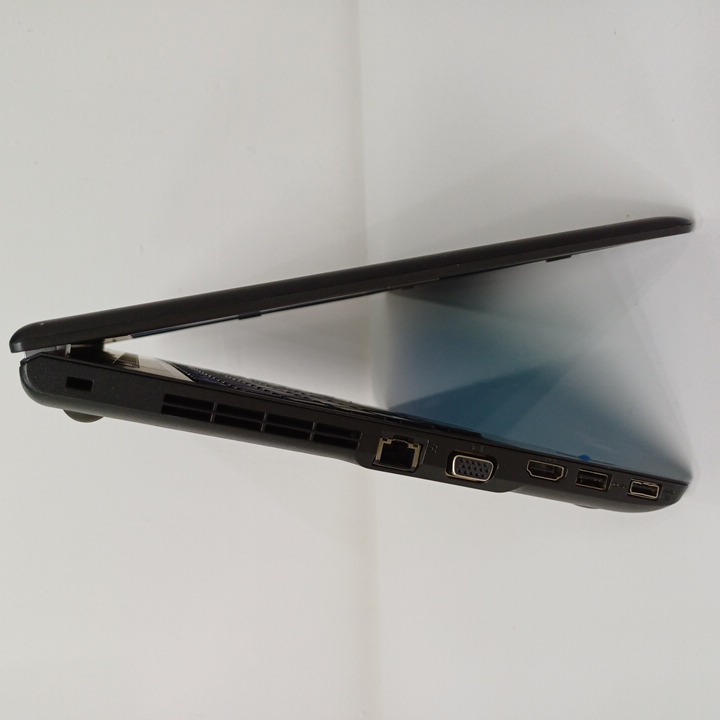 Lenovo E560 - i3 6ta gen - 8GB RAM - 500GB HDD