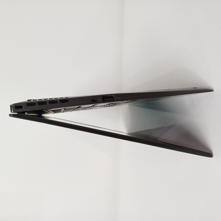 Lenovo X1 carbon - i5 5ta gen - 4gb ram - 500gb HDD