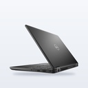 Dell Latitude 5590 · Atrás