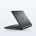 Dell Latitude E5570 · Atrás