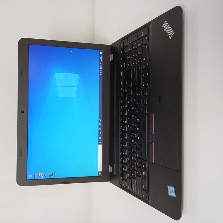 Lenovo E560 - i3 6ta gen - 8GB RAM - 500GB HDD