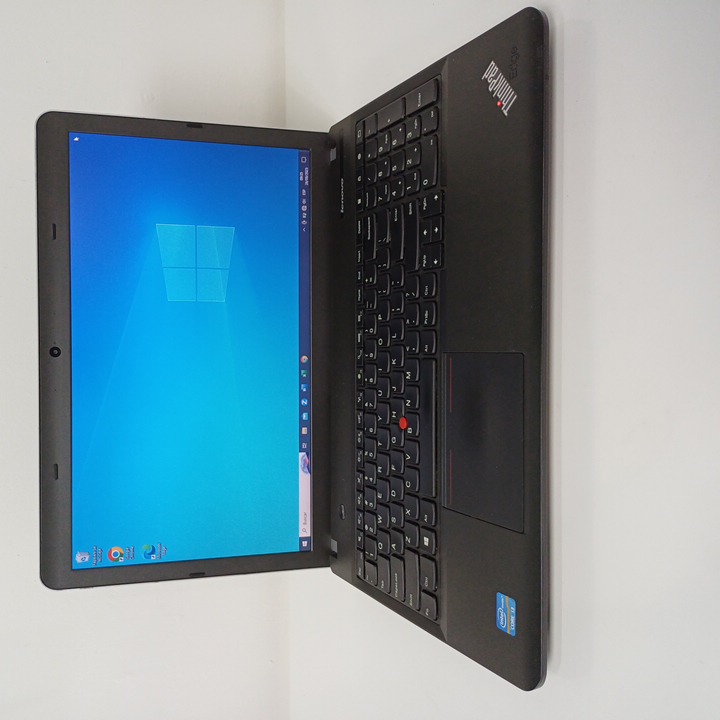 Lenovo E531 - i3 3ra gen - 4GB RAM - 500gb HDD