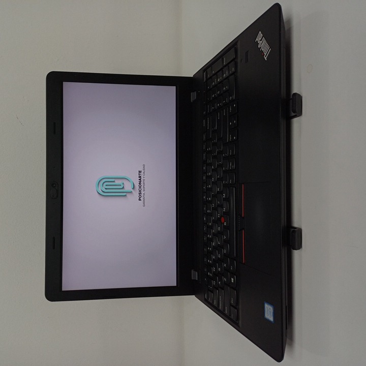 Lenovo E570 - i5 7ma - 128GB SSD - 8GB RAM