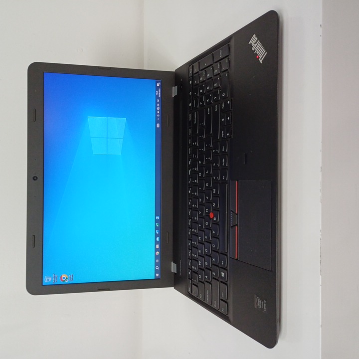 Lenovo E550 - i5 5ta - 240GB SSD - 16GB RAM