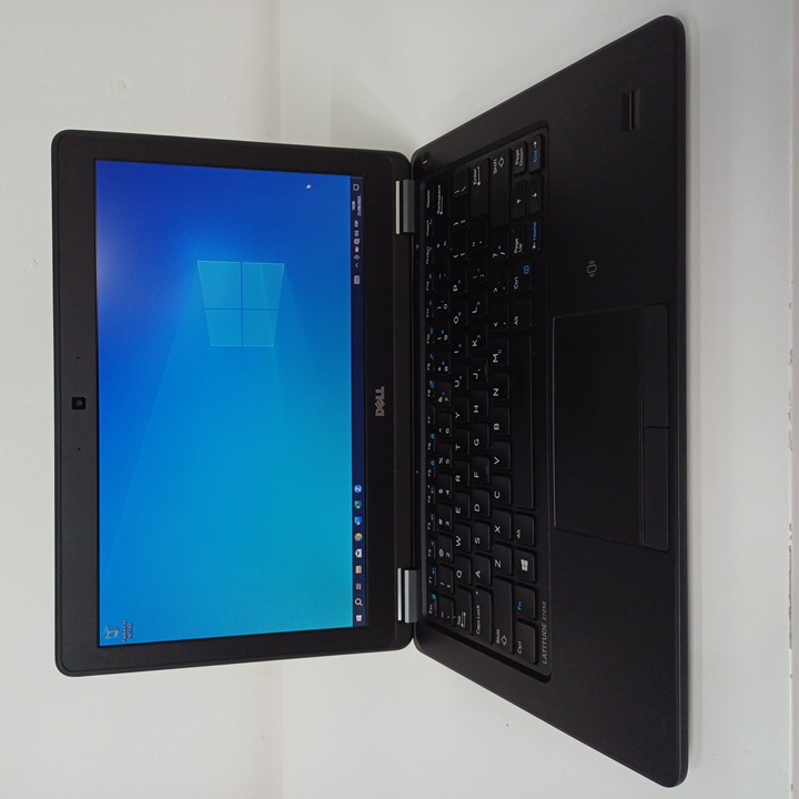 Dell Latitude E7250 - 8Go RAM, 256Go SSD, Win 11 Pro, Office - Ultrabook étudiant